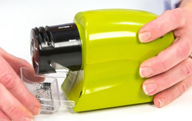 Ascutitor Electric pentru Cutite, Surubelnite, foarfeci, verde