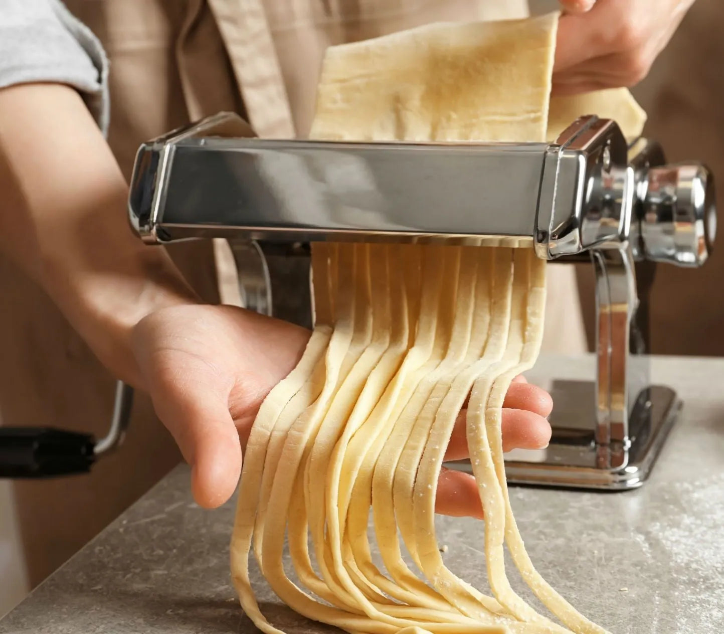 Mașină de Făcut Paste sau Tăiței de Casă - 9 Trepte de Reglare! 🍝